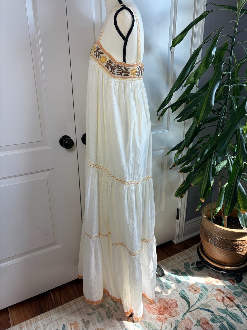 Chasing Unicorns RARE Cream Maxi Dress with Yellow Embroidery - Picture 5 of 15